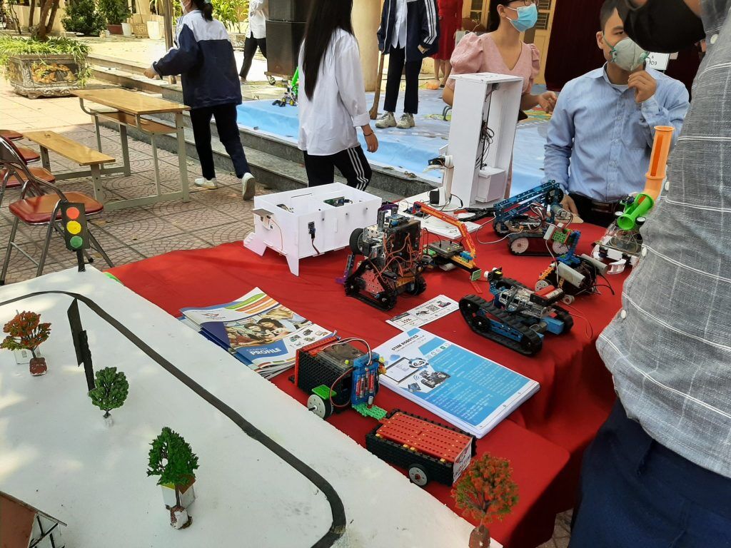 Không gian robot trưng bày.